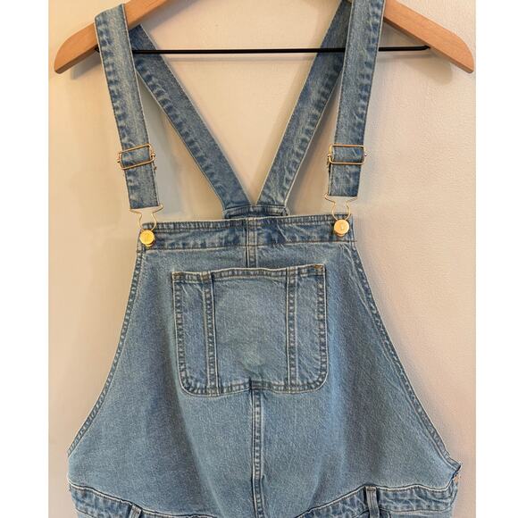 Isabel Maternity by Ingrid & Isabel Shortall Maternity Overall Shorts Size 14 - Picture 2 of 5